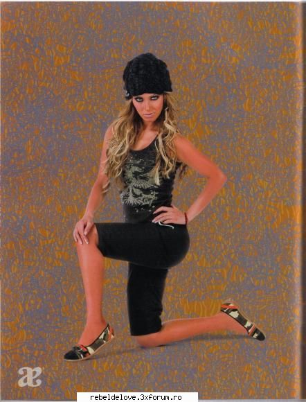 anahi - ce imi place poza astaaaaaa.........voua???? - Anahi
